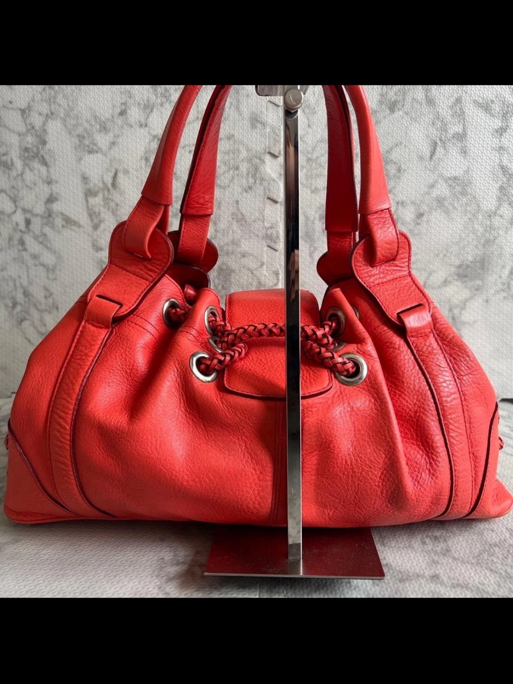 Mulberry Red Pebbled Leather Shoulder Bag with Turn-Lock Flap - Picture 2 of 16